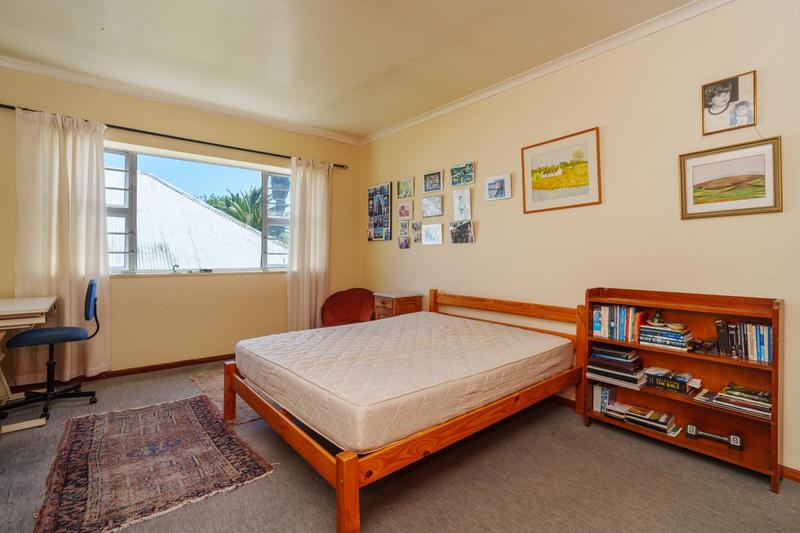 2 Bedroom Property for Sale in Harfield Village Western Cape